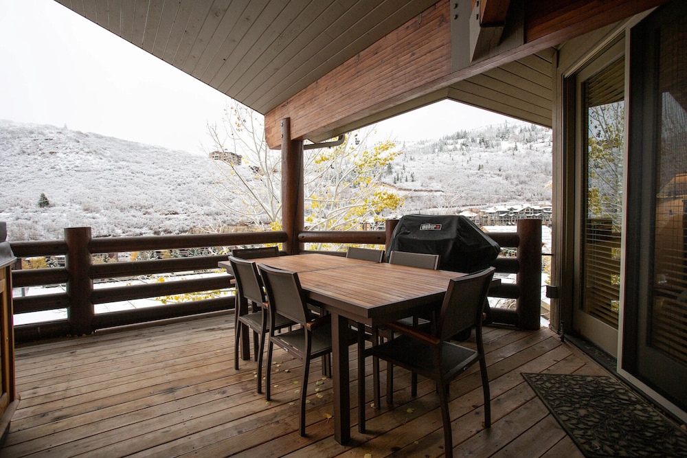 Trail's End Lodge at Deer Valley Resort - Four Bedroom Residence with Spa #505 4 Condo