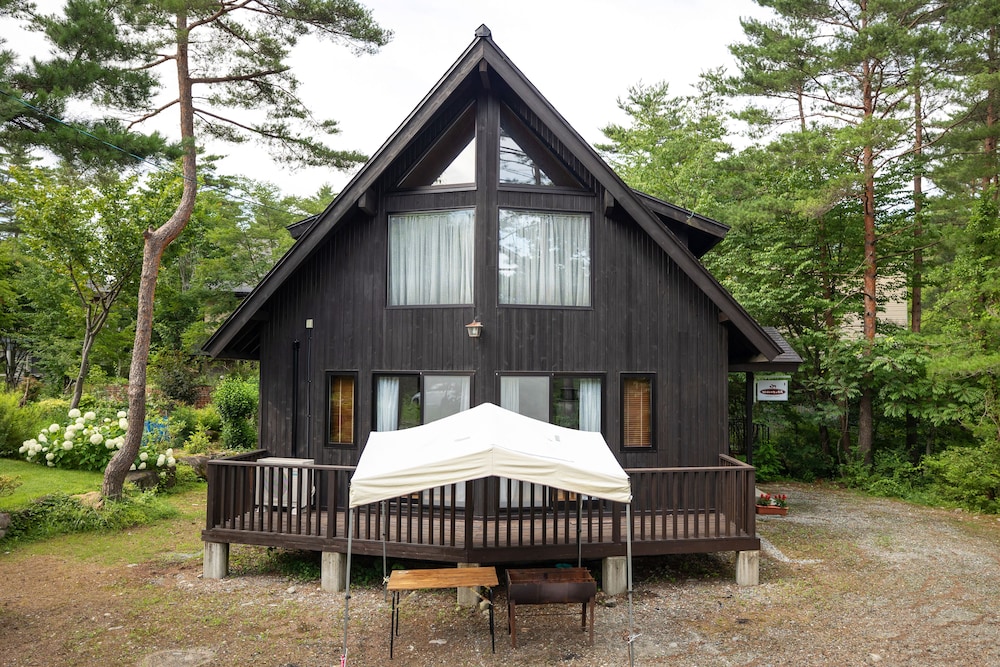 Reposer Hakuba