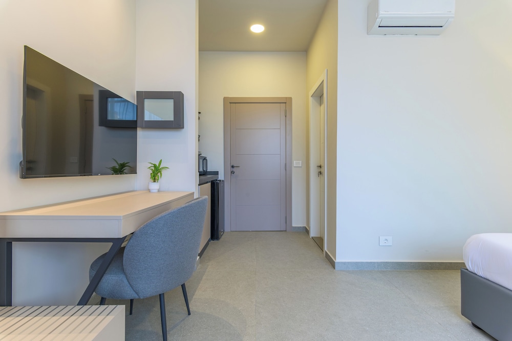 CityZen - Boutique Studios in Achrafieh