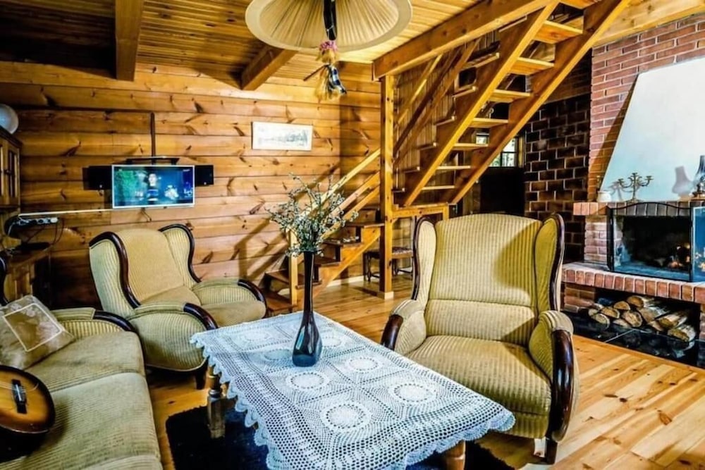 In The Woods Lodge With hot tub Inside Puszcza Knyszyśnka - Two-bedroom Villa