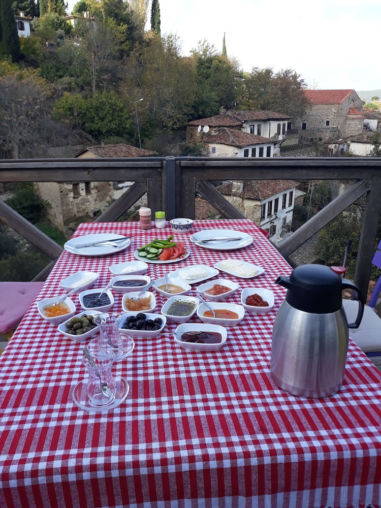 Sirince Dogadaki Evler