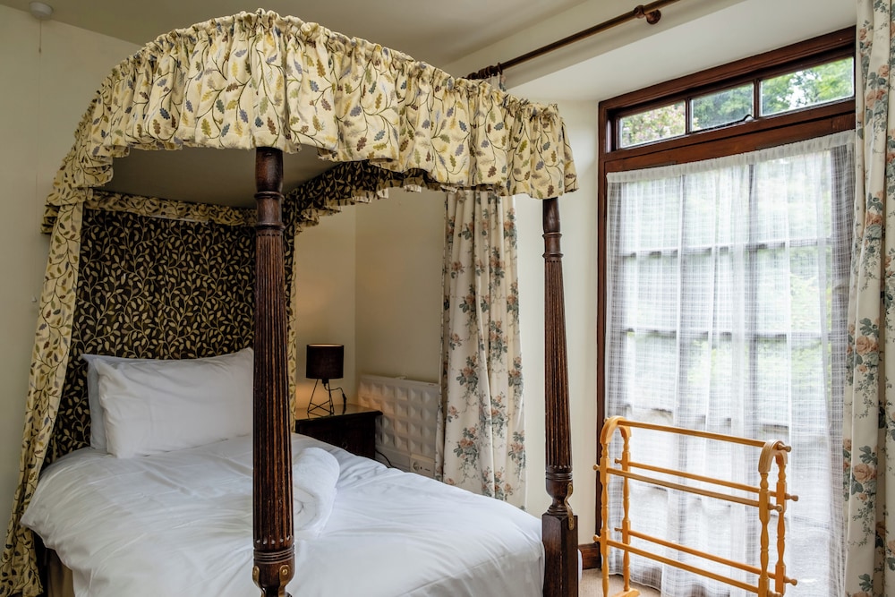 Watermouth Castle, South Court Apartment