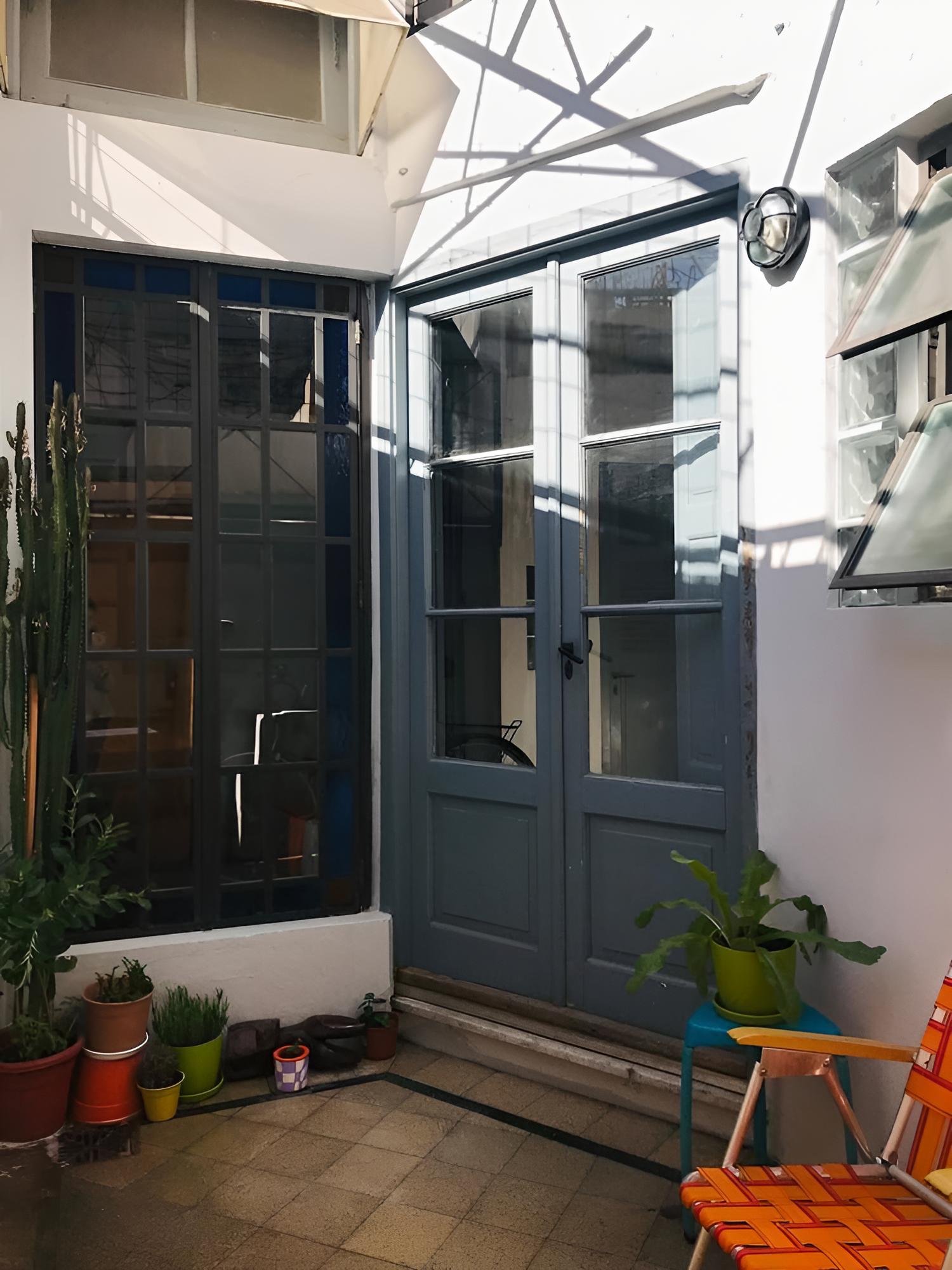 Caballito's Charming Duplex: Comfort and Enchantment