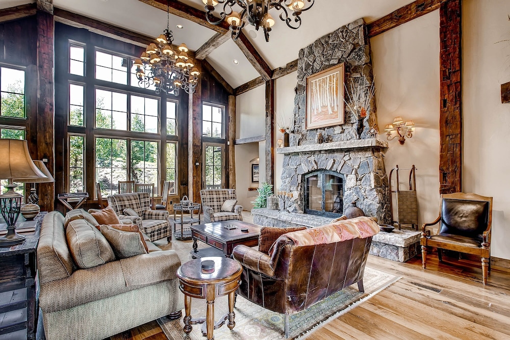 Ski Bridge Lodge - Ski In / Ski Out