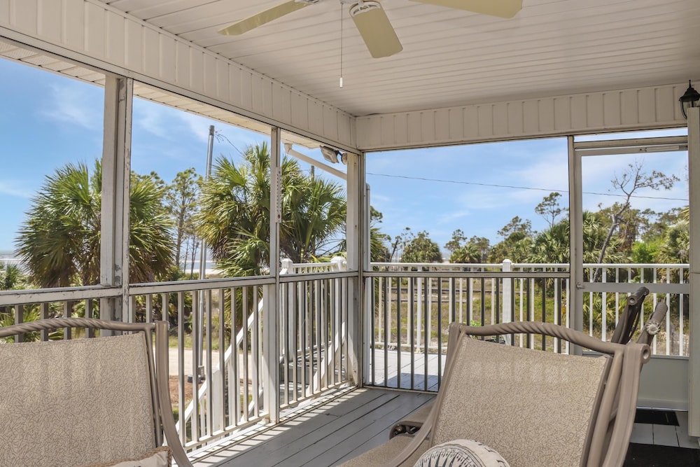 Palmetto Breeze