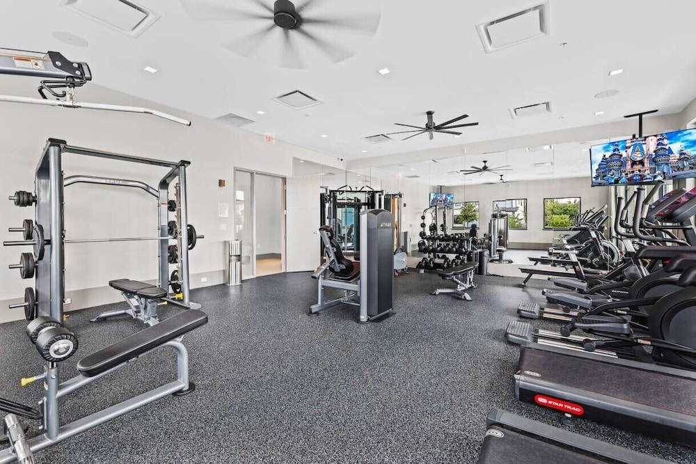 Paradiso Grande 5BR Home w Pool, Mario Game Room