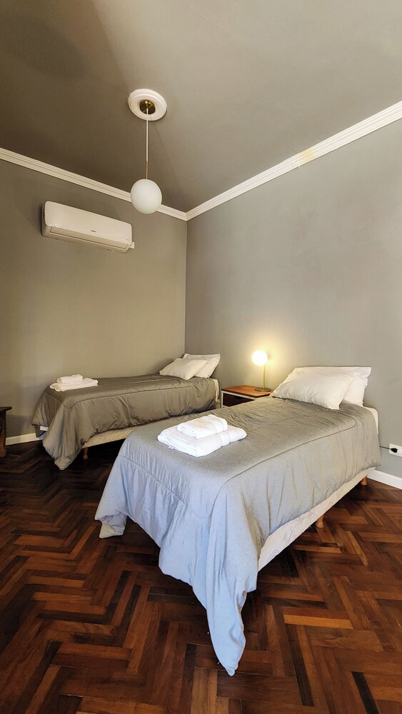 El Cerquero, Guest House