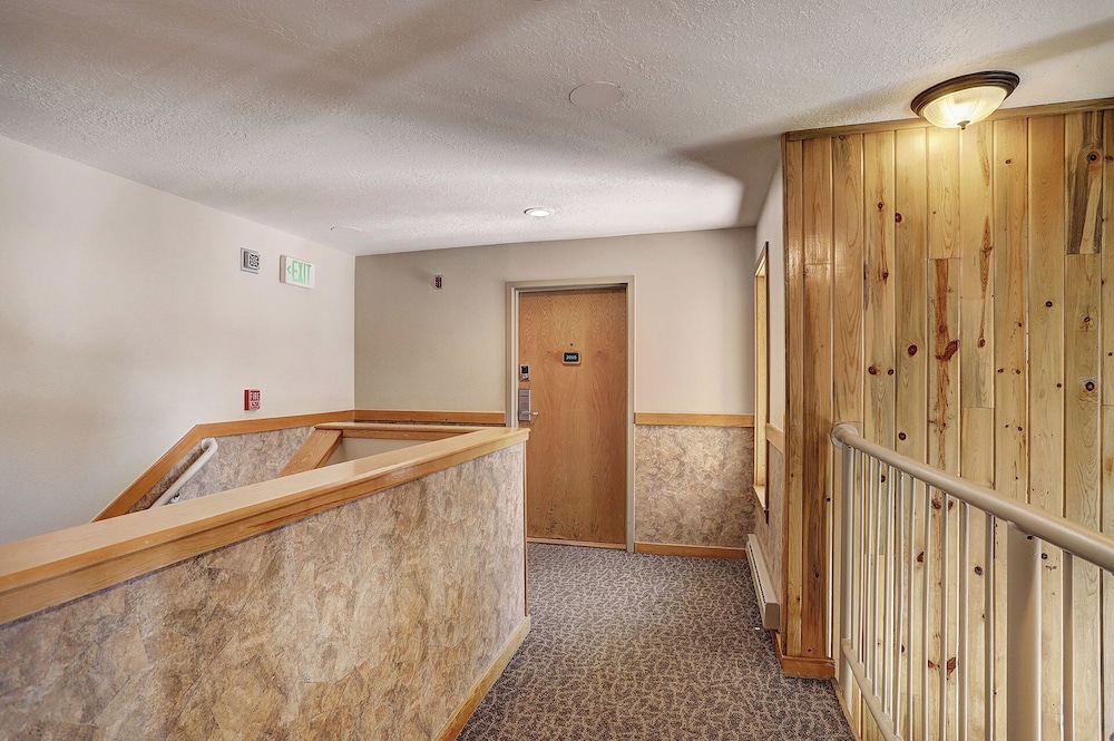 The Pines - Keystone Ski Resort CO Vacation Lodging