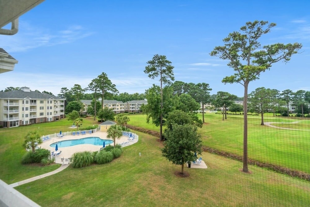 Magnolia Pointe Luster Leaf 4890-403 2 Bedroom Condo
