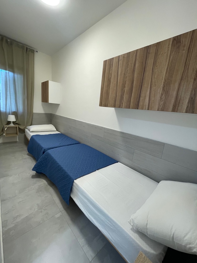 Modern 2 Bedroom Apartment Near Rosolina Beach