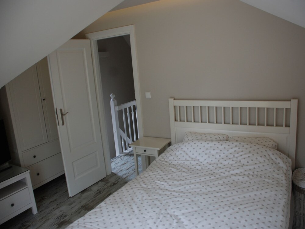 Comfortable Holiday Home in Terraced Houses - Near the Sea view 3