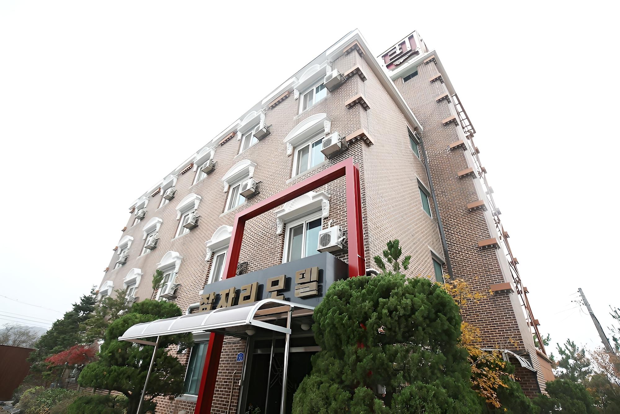 Photo 25