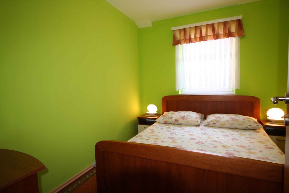 Apartments in Malinska/insel Krk 12469