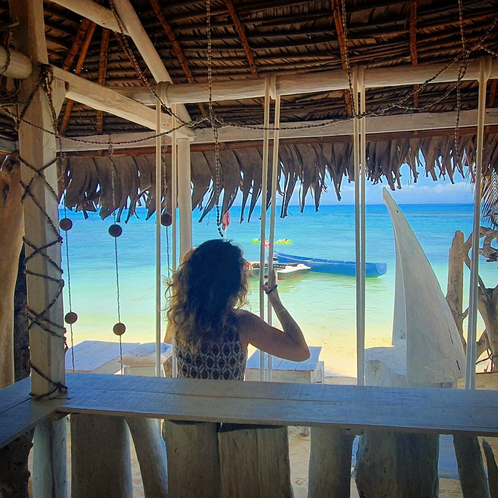 Ravoraha Ecolodge