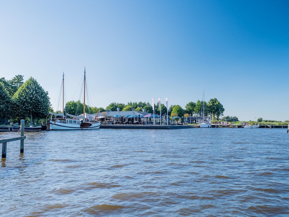Villa in Balk With Private Jetty on Slotermeer