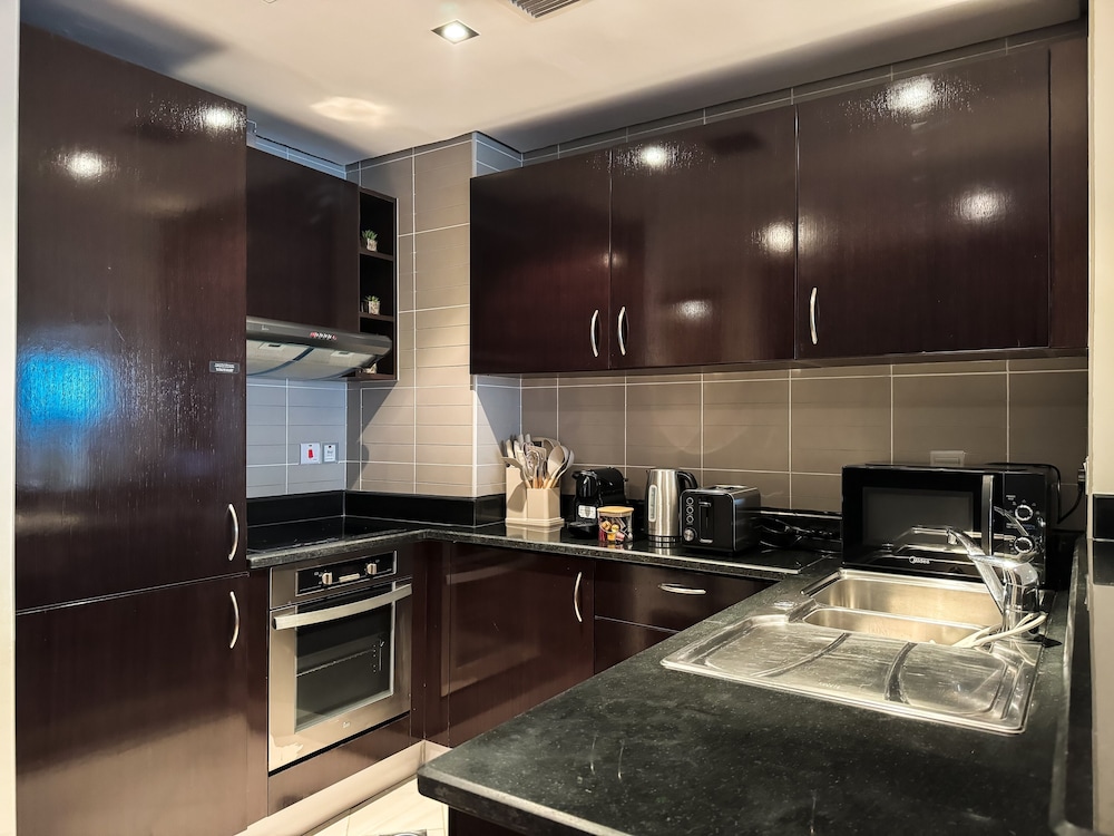 Resort Apartments - Royal Amwaj North