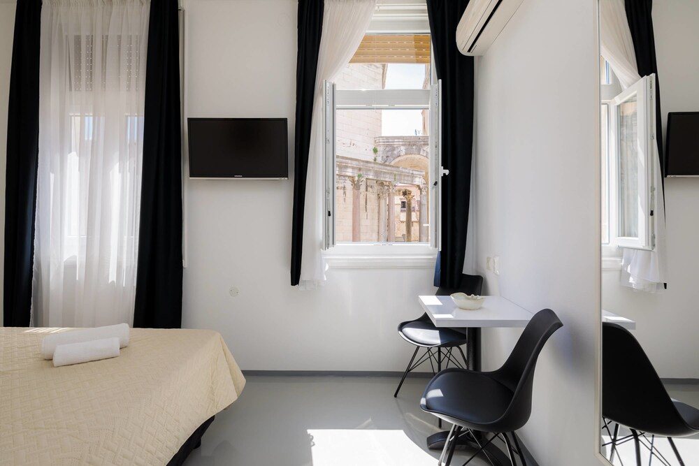 PLR Accommodation