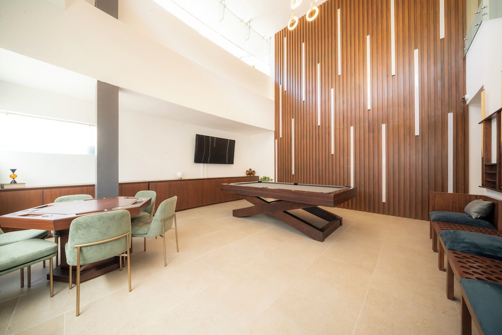 meeting & event spaces
