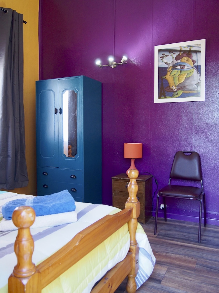 Hostal Maison de la Mer