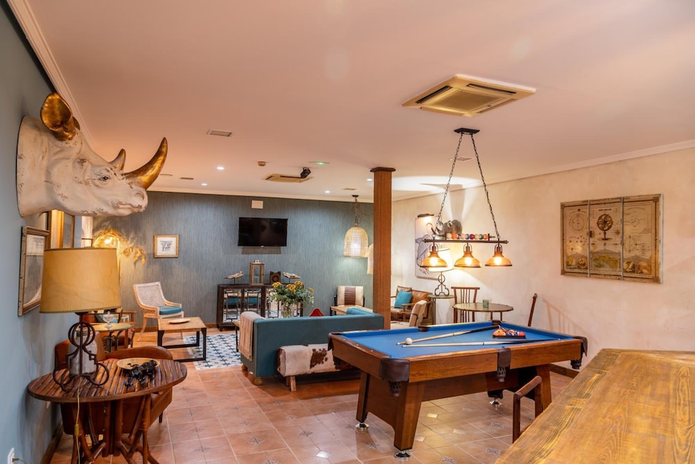 lounge