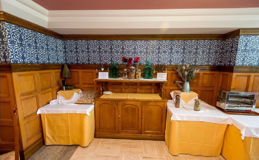 Monachil Vacations - Aparthotel Trevenque - Property Image 5