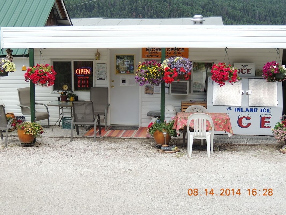 Marigold Fishing Resort