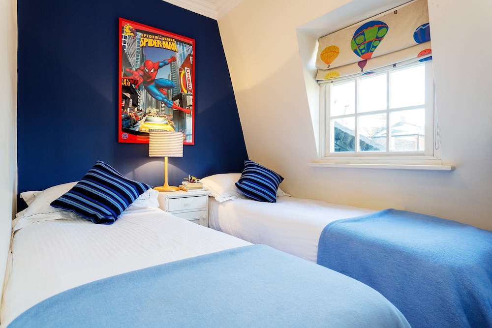 Holland Park Townhouse