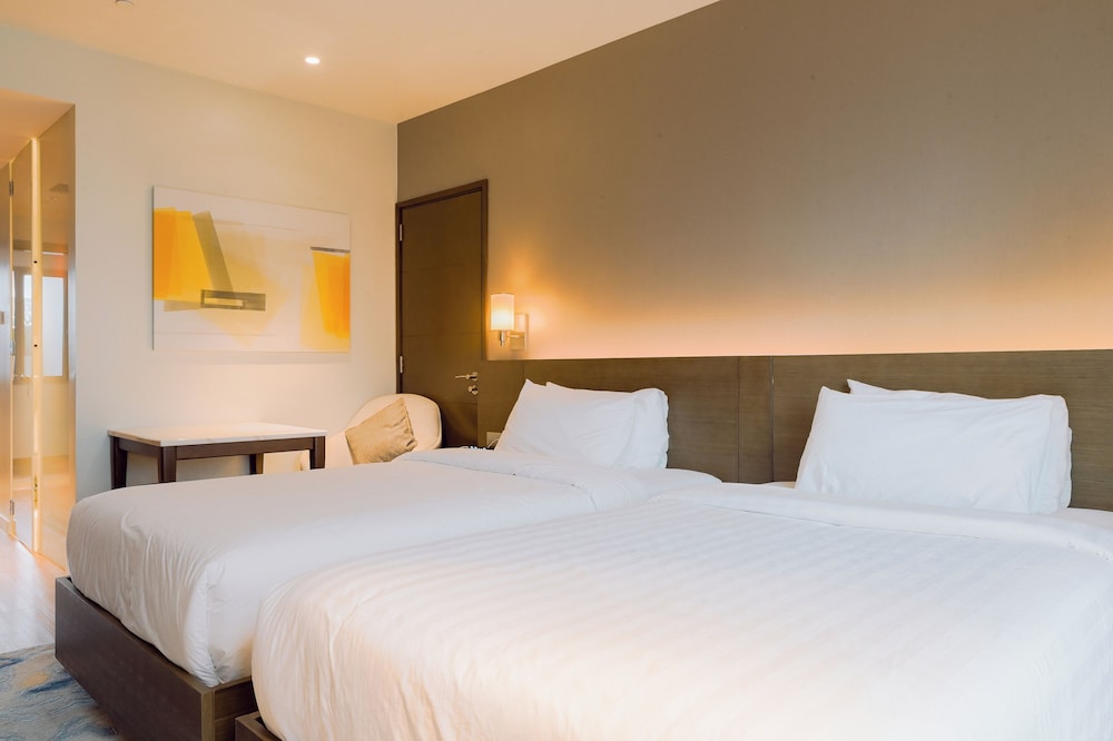Hotel Residences at Acqua