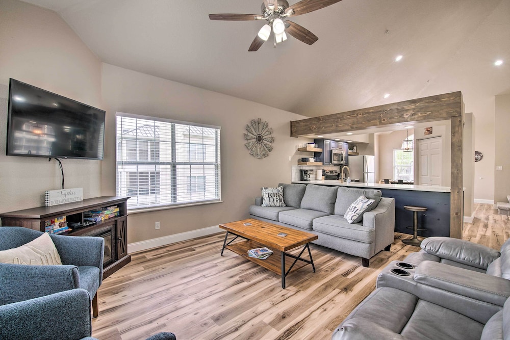 Miscellaneous Market Vacations - Cozy  Deluxe Branson Condo: Balcony  Pool Access - Property Image 1