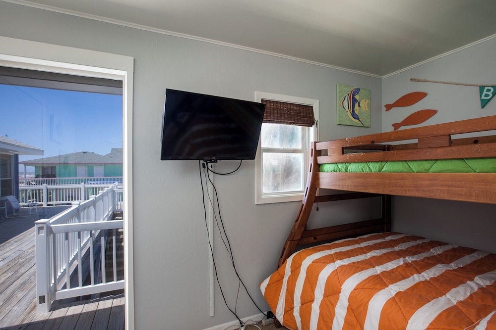 Bermuda Blue by Ryson Vacation Rentals