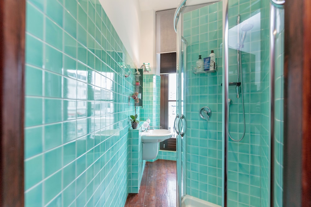 South Ken Apartment by BaseToGo