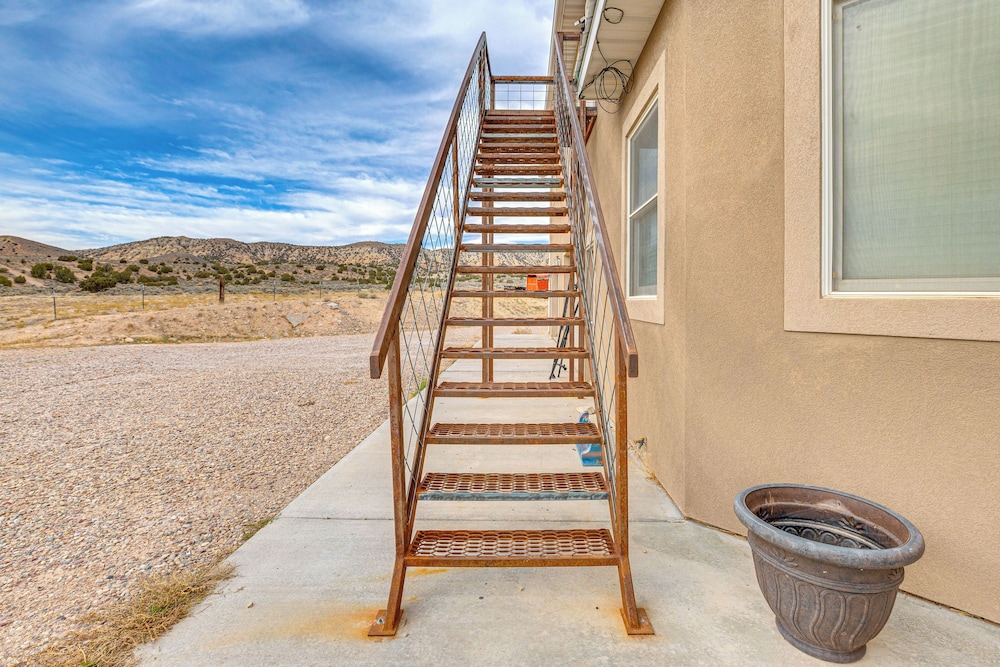 Near Dinosaur Nat'l Monument! High Desert Hideaway