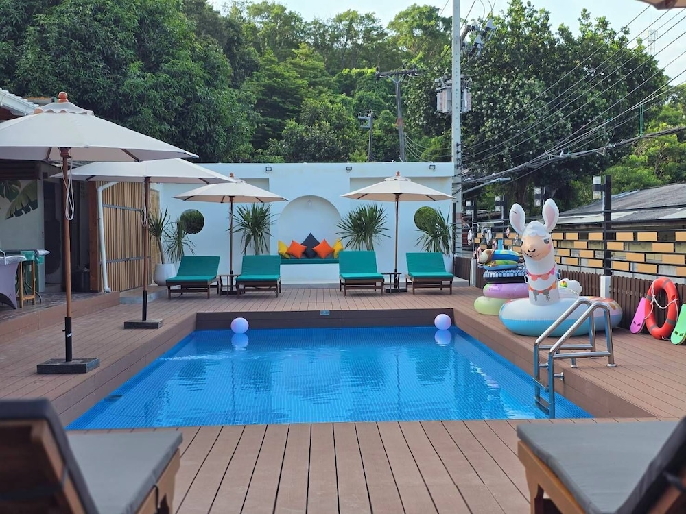 Green Bay Samed Resort