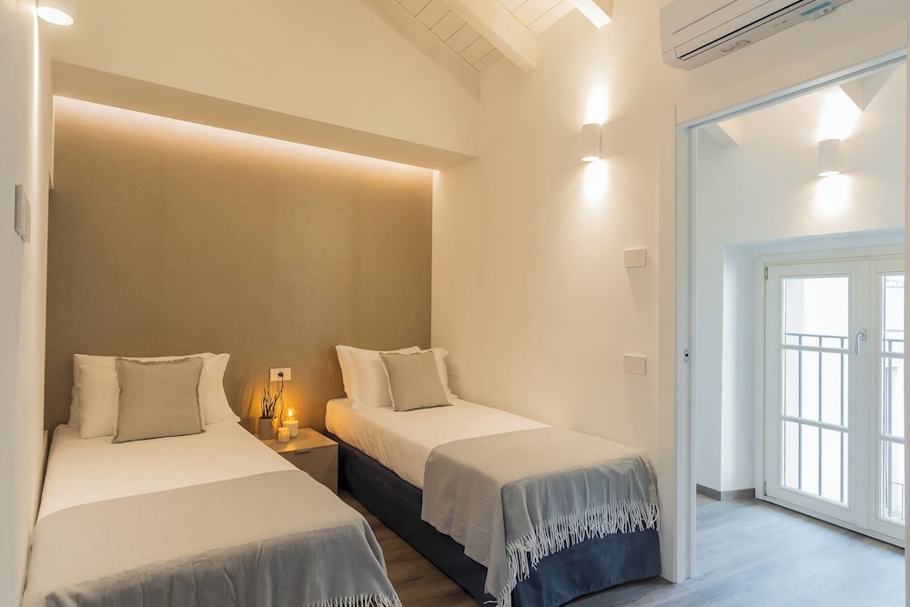 Muralto's Nest by Rent all Como