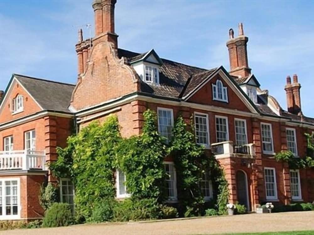 Hotel Norfolk Mead - Image 1