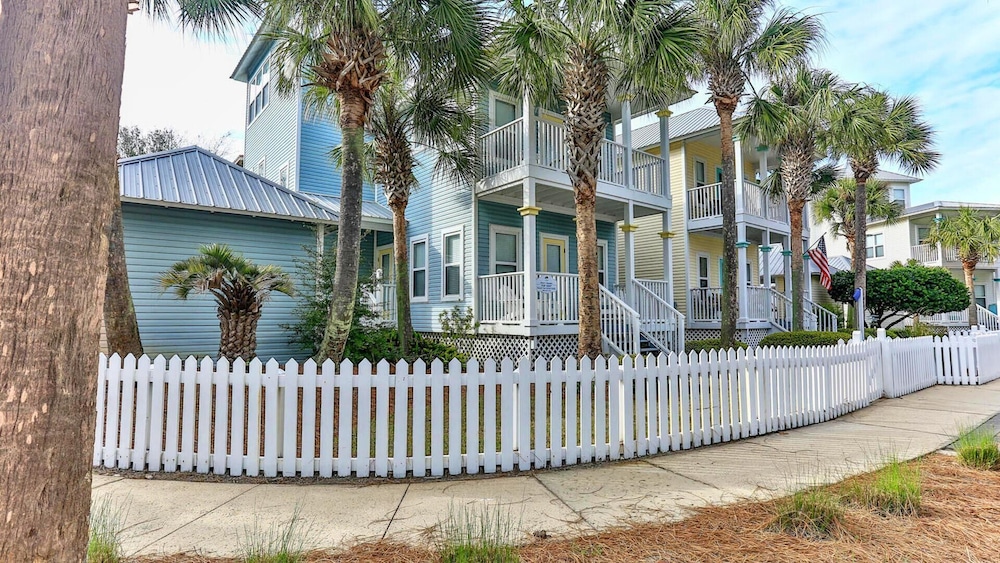 Biglows Bungalow