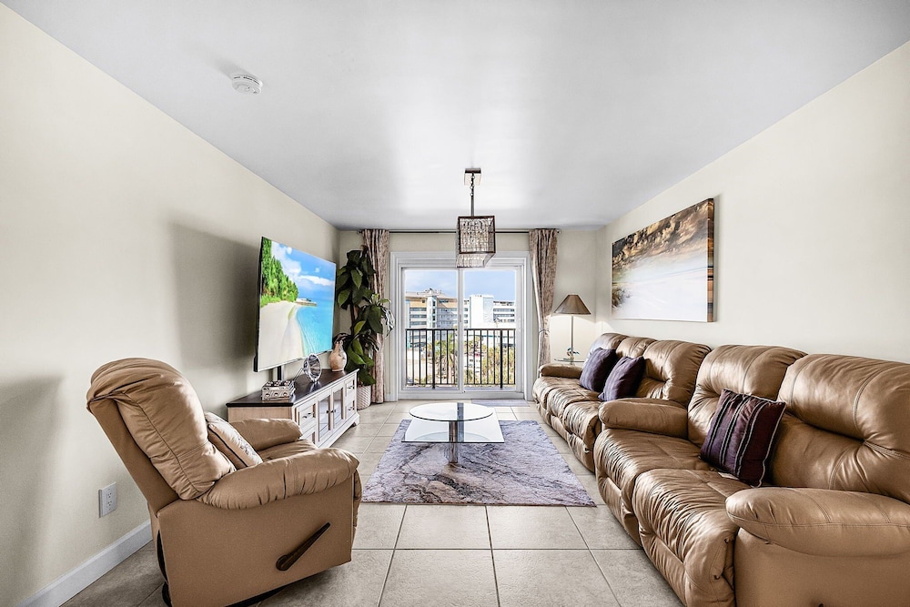 1511 Seas The Day: Batiki West Unit #504 2 Bedroom Condo