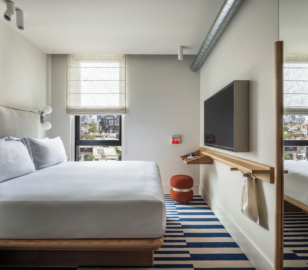 The StandardX, Melbourne 14