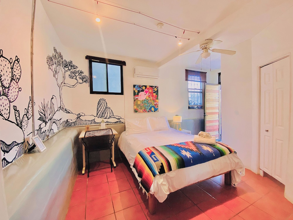 Perro Surfero Hotel Boutique - Todos Santos, BCS