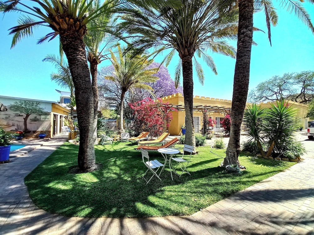 Capbon Guesthouse