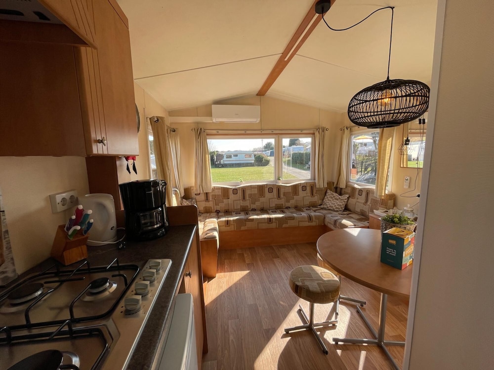DD 46 - Camping de Duindoorn - Airco view 4