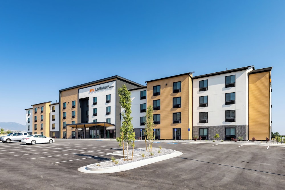 Hotel LivAway Suites- Missoula - Image 1