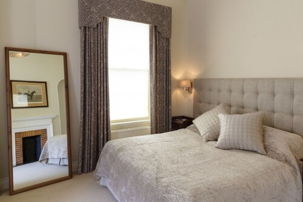 Newmarket Vacations - The Jockey Club Rooms - Property Image 4