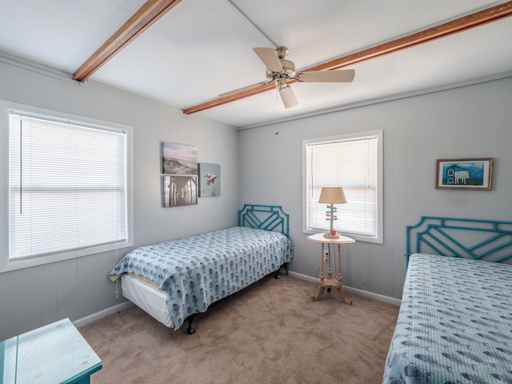Blue Crab by Topsail Realty