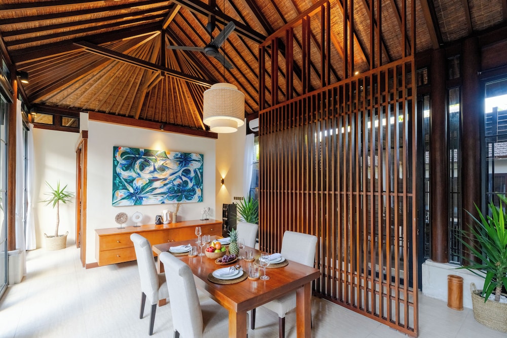 Villa Boholuma by Pertama Management