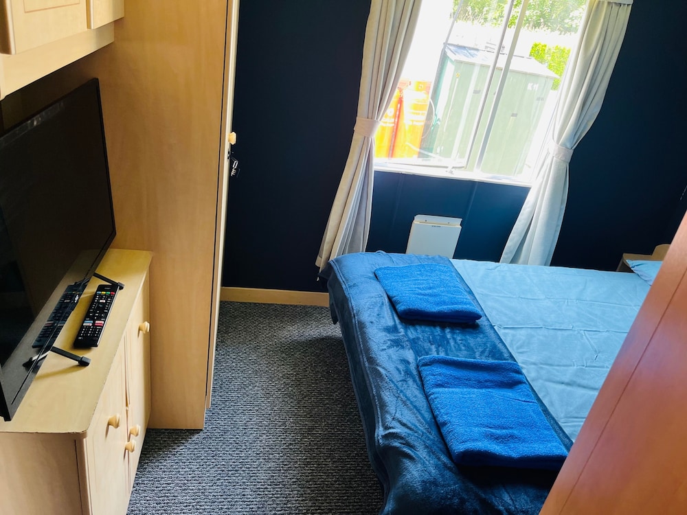 Cozy Caravan in Skegness for 8