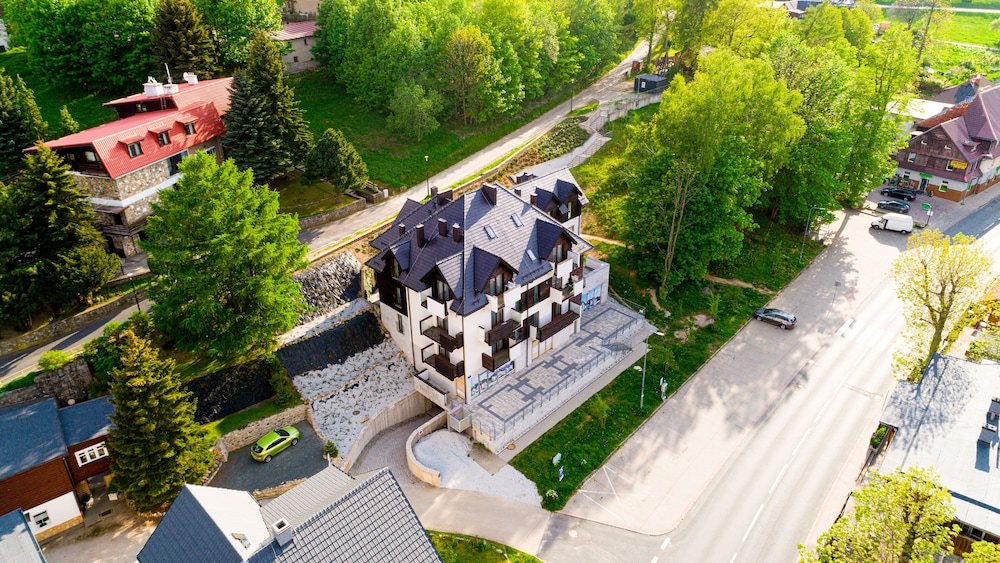 Apartamenty Sun&Snow Rezydencja Karkonoska view 3