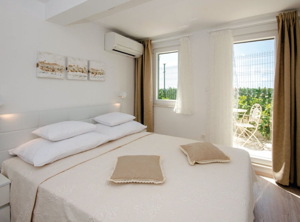 Luxury Villa Malo