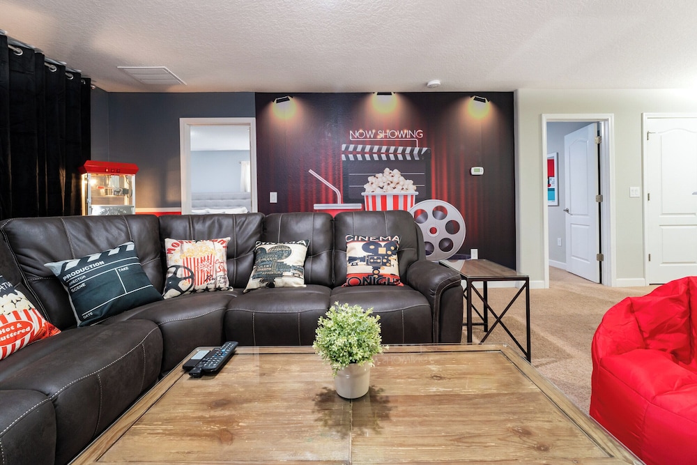 9BR Family Villa Pool Near Disney
