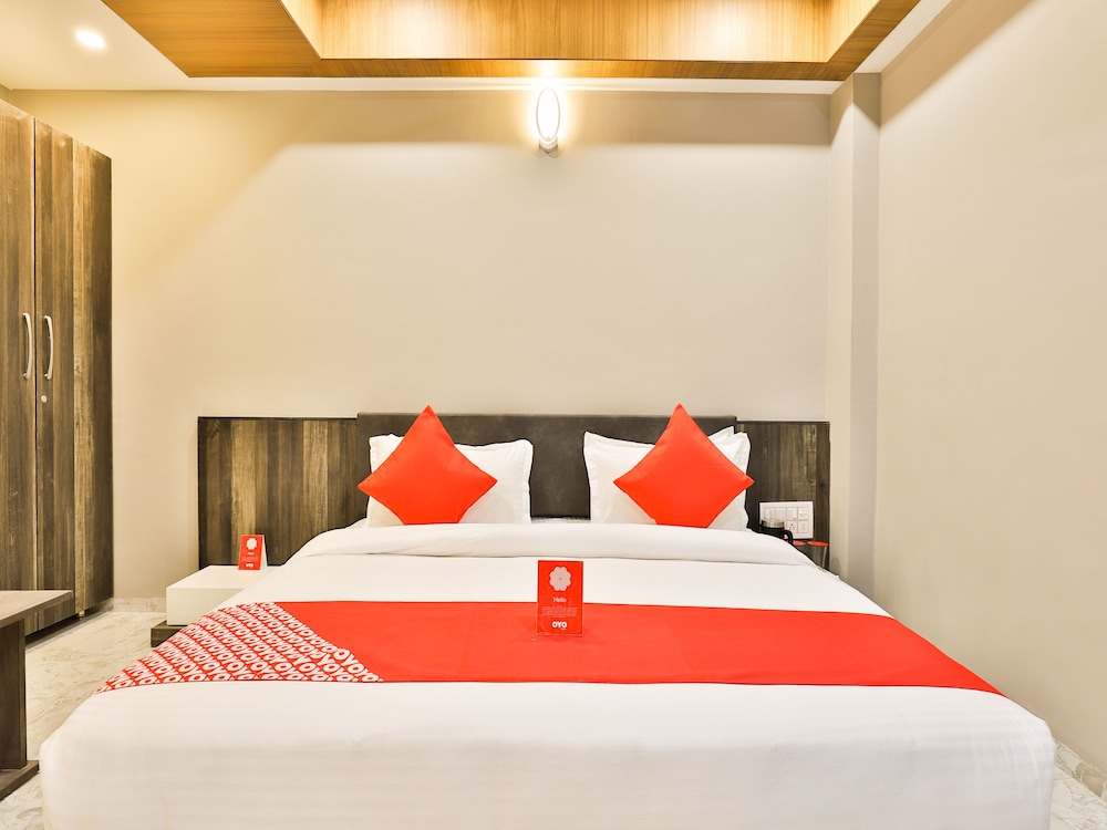 OYO 10962 Hotel Om Balaji